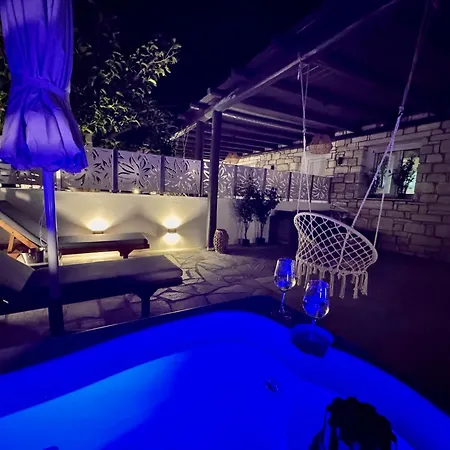 La Vie Est Belle Luxury With Jacuzzi '2' Appartement Pounda