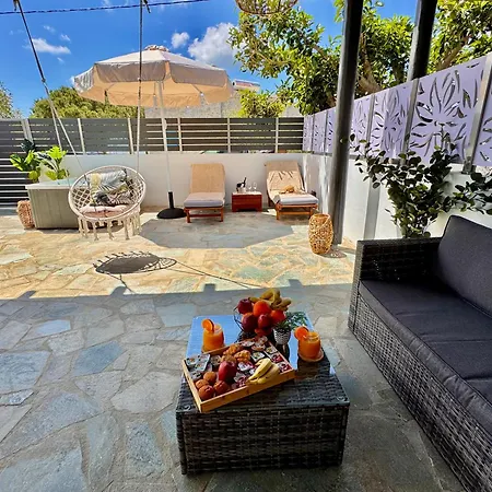 La Vie Est Belle Luxury With Jacuzzi '2'